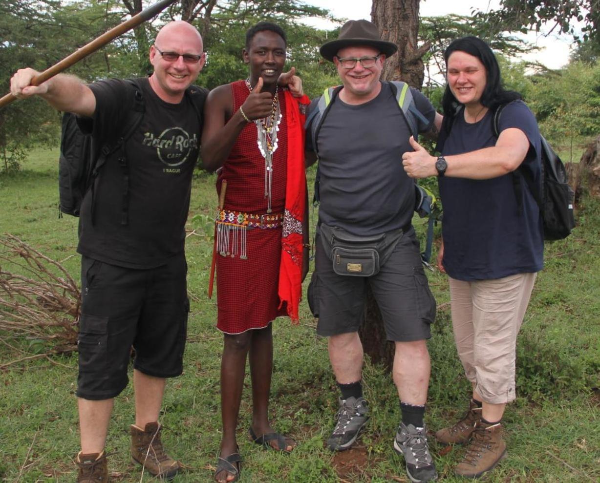 Ilkerin Camp Maasai Mara Panzió Sekenani Kültér fotó